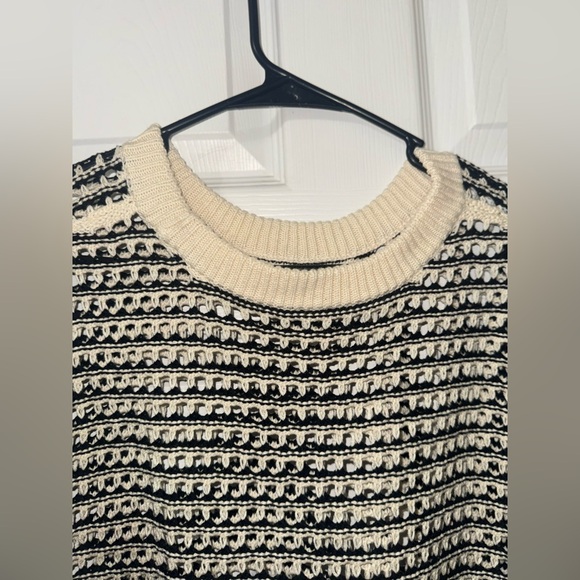 Cream and Black Patterned Crewneck Knit Sweater - Picture 5 of 6